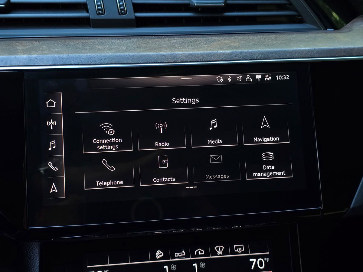 Audi e-tron photo 57
