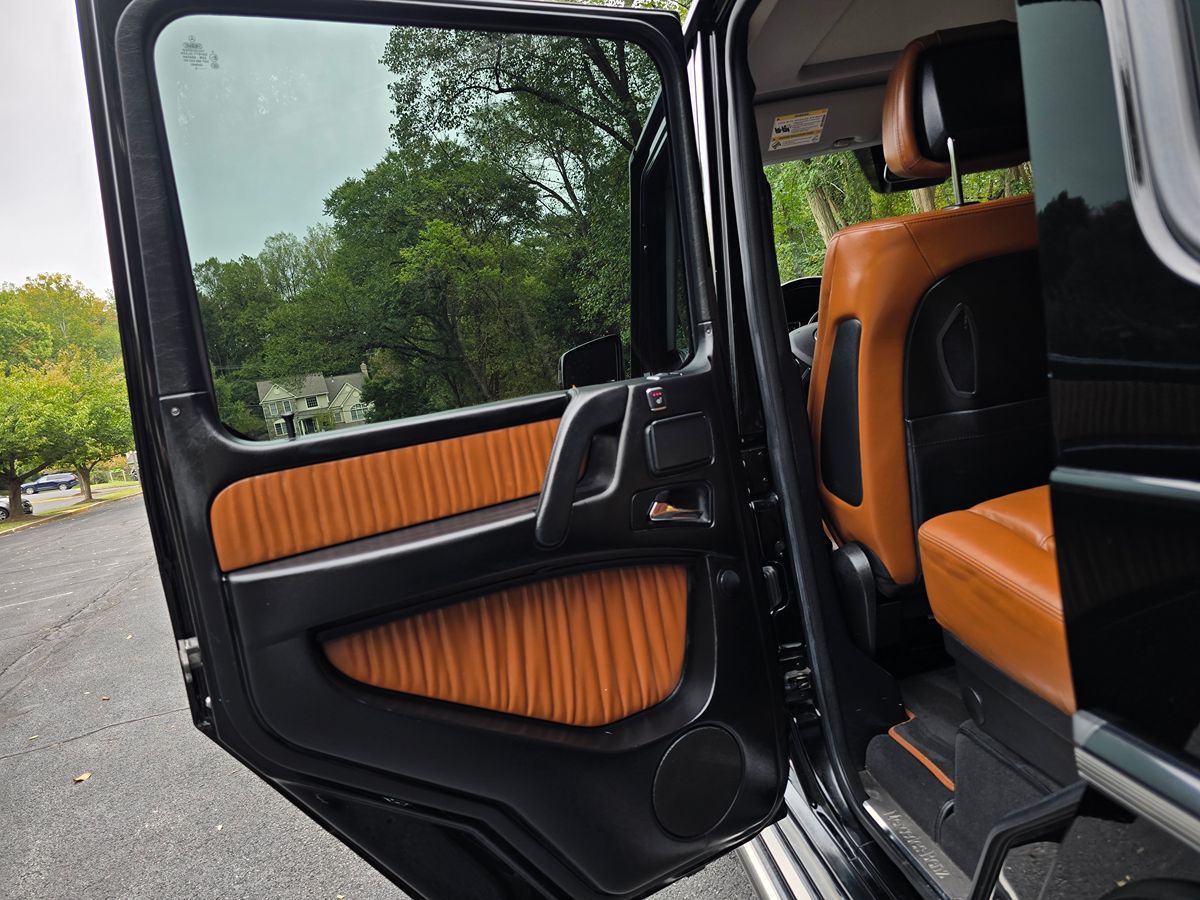 Mercedes-Benz G 550 photo 24