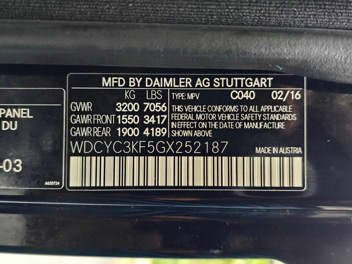 Mercedes-Benz G 550 photo 40