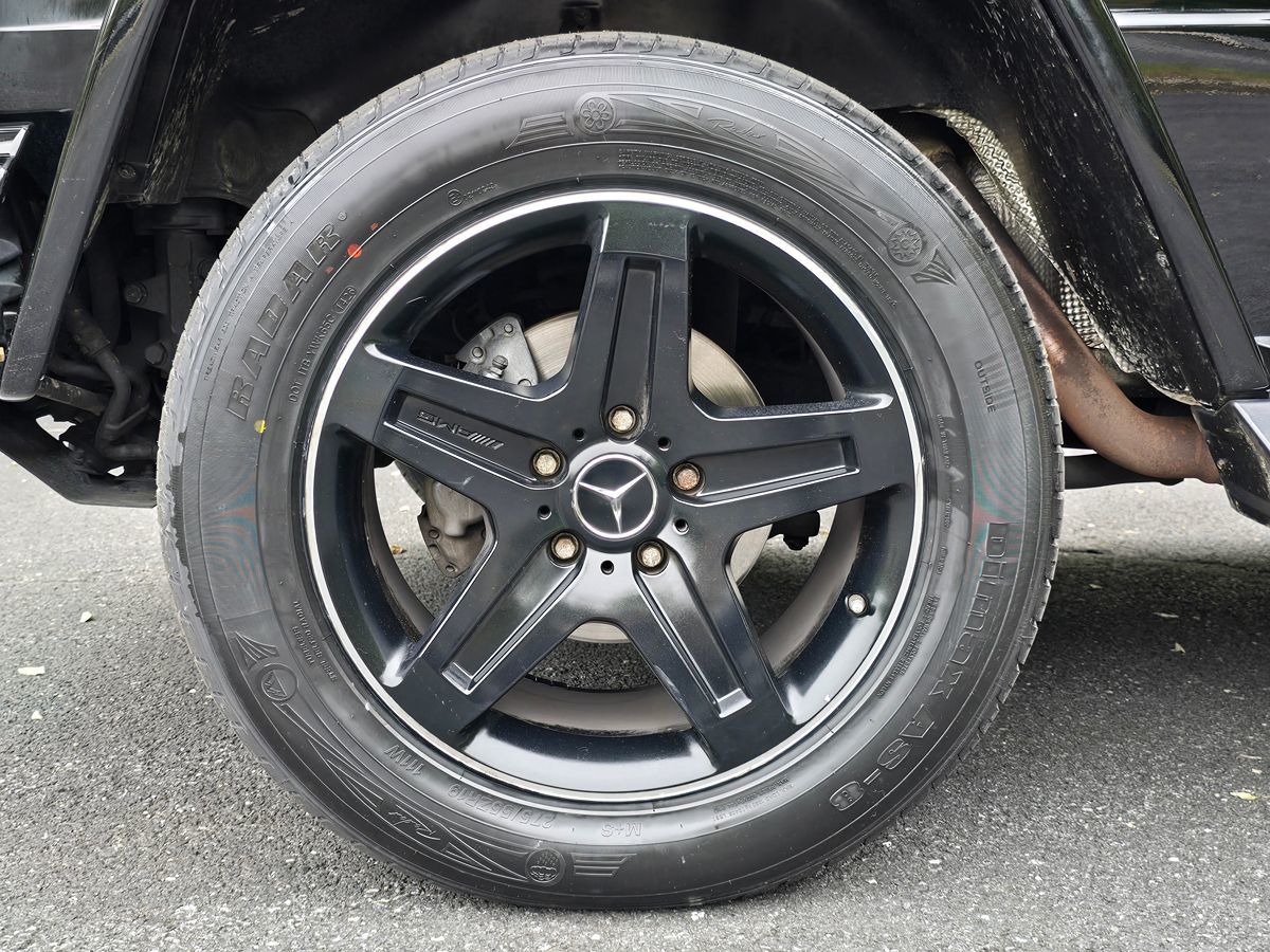 Mercedes-Benz G 550 photo 43