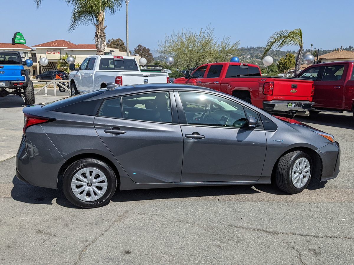 Sold 2022 Toyota Prius L Eco W/BACK UP CAMERA in El Cajon