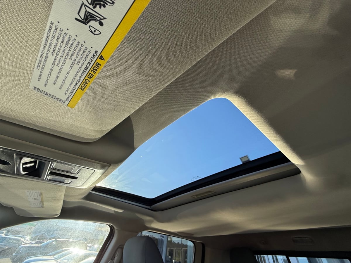 Used 2013 CHEVROLET SILVERADO 1500 PICKUP SUN VISOR - BC Automotive Inc, image size:1200x900