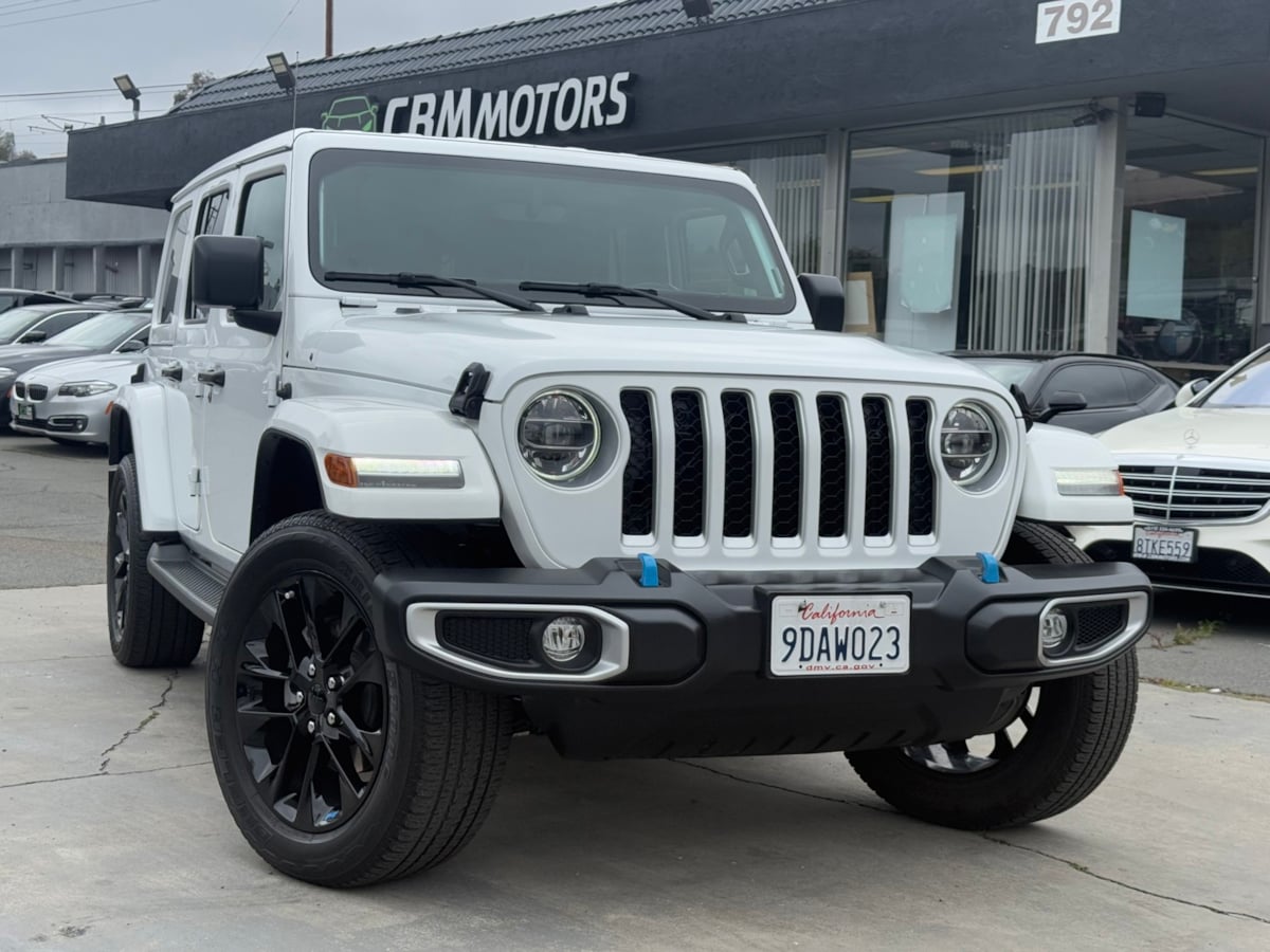 2022 Jeep Wrangler 4xe Unlimited Sahara photo 2