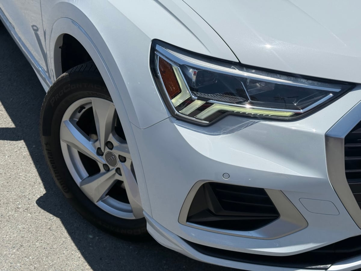 2019 Audi Q3 Premium Plus photo 3