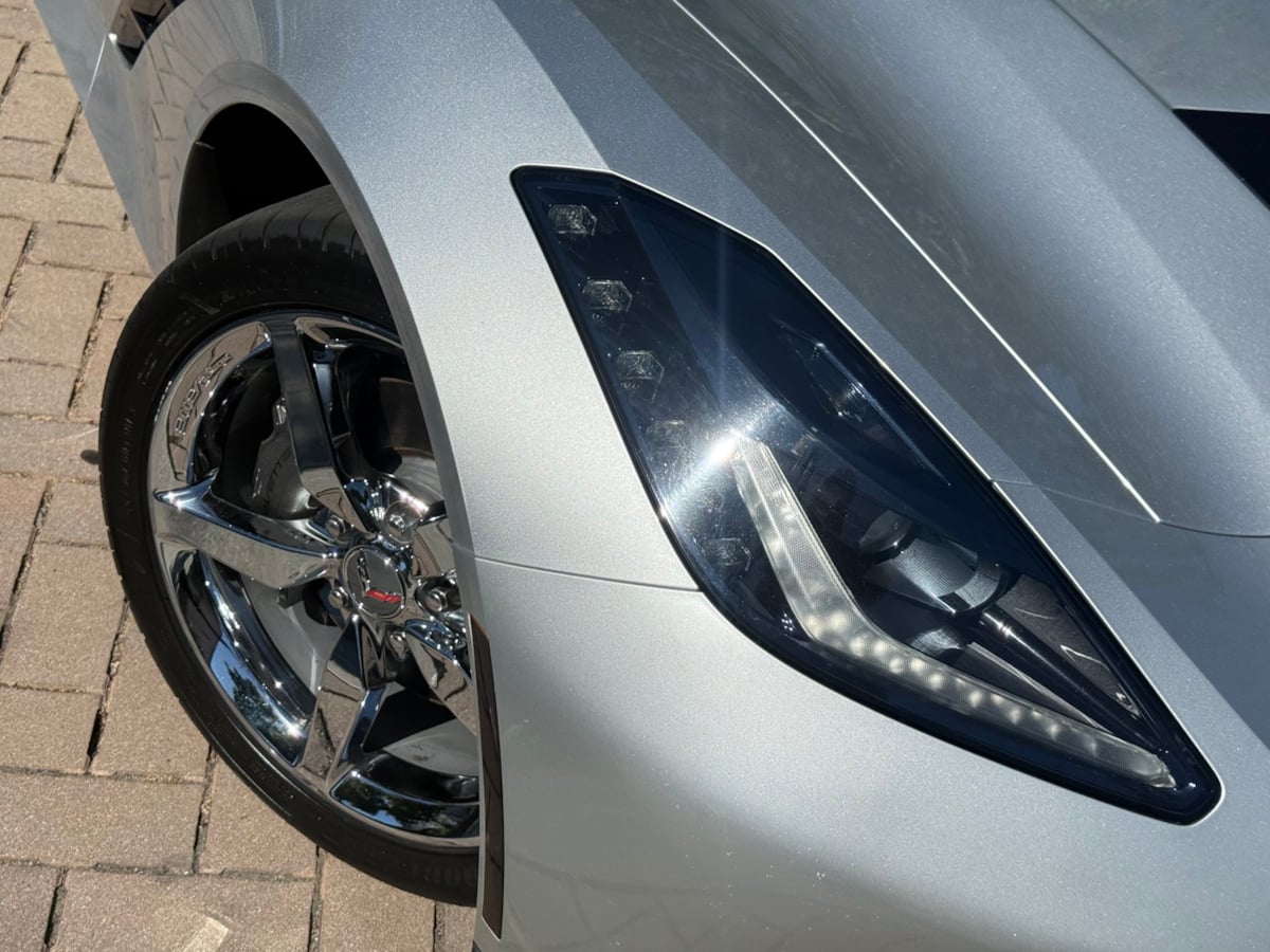 2014 Chevrolet Corvette Stingray 2LT photo 3