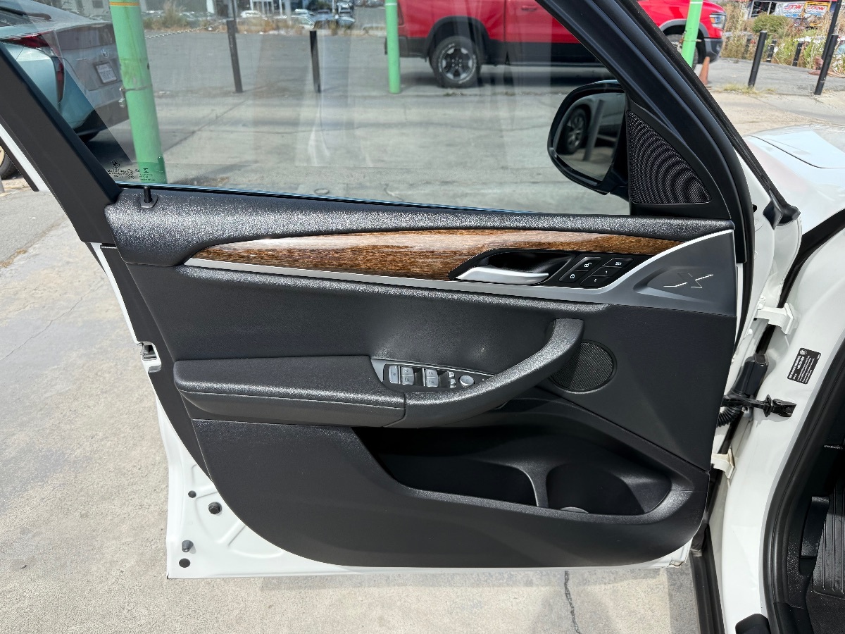 2021 BMW X3 30i - Photo 9