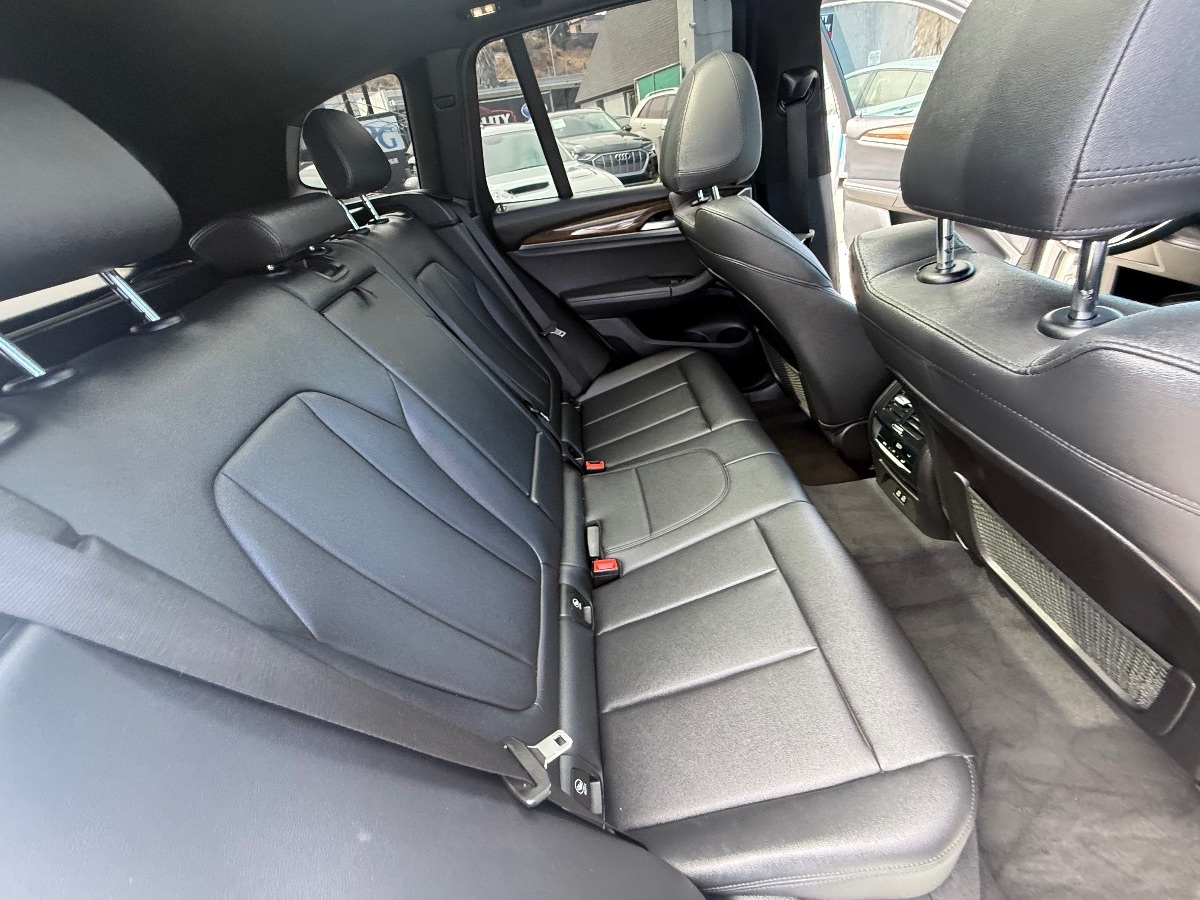 2021 BMW X3 30i - Photo 18