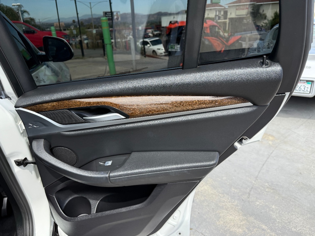 2021 BMW X3 30i - Photo 17