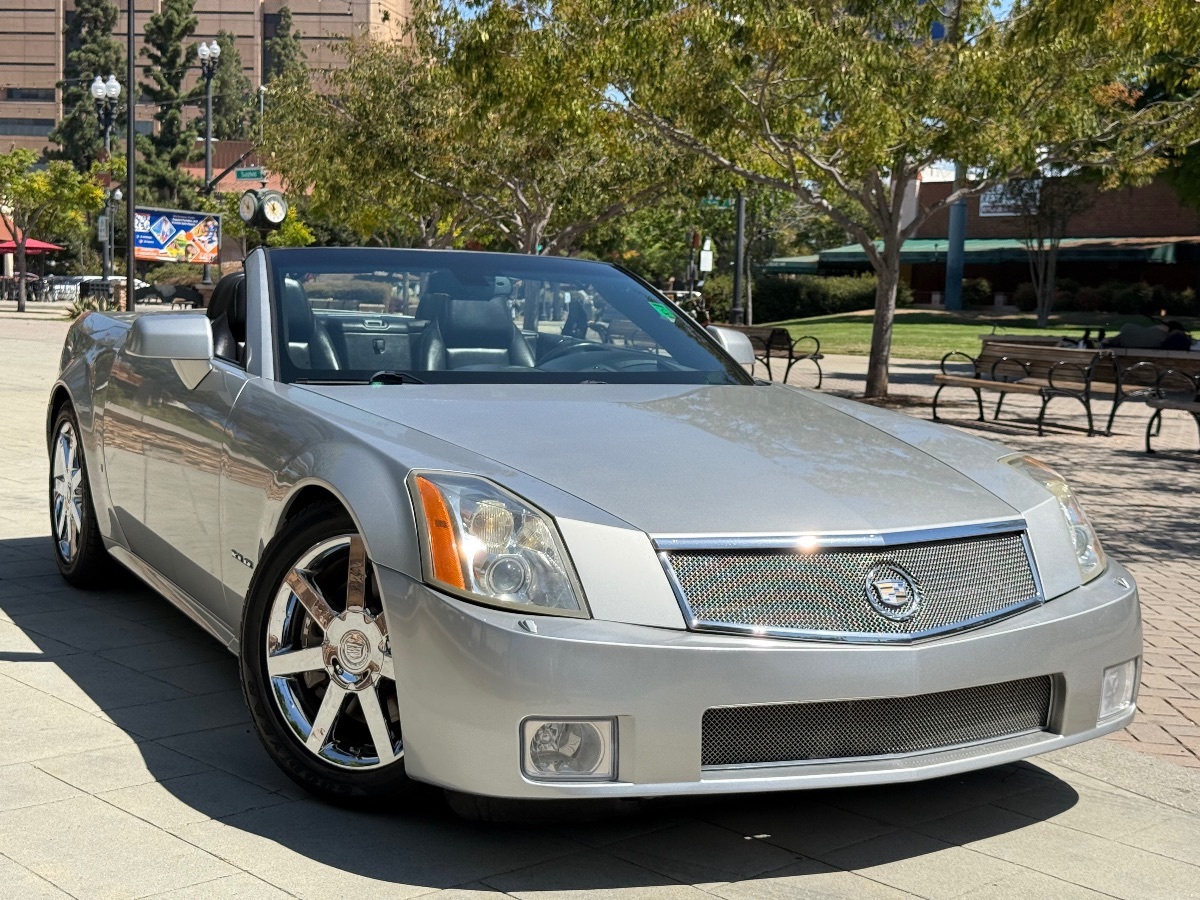 2008 Cadillac XLR Base - Photo 3
