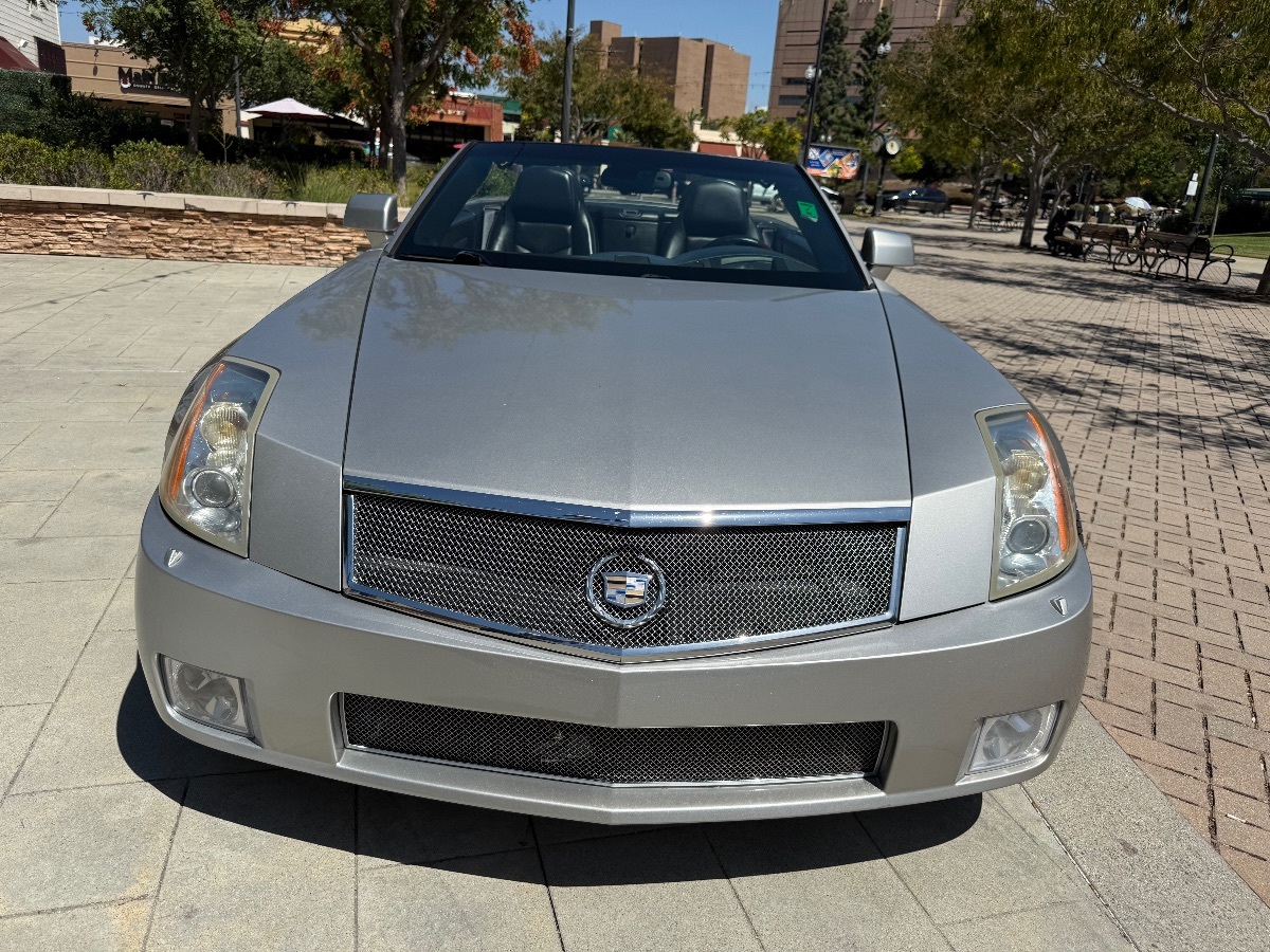2008 Cadillac XLR Base - Photo 4