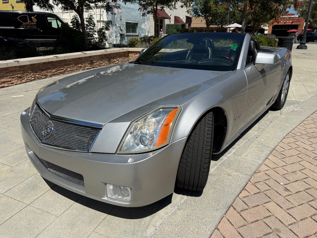 2008 Cadillac XLR Base - Photo 7