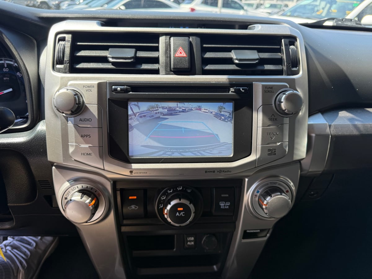 2019 Toyota 4Runner SR5 Premium photo 26