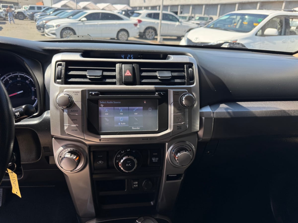 2019 Toyota 4Runner SR5 Premium photo 25