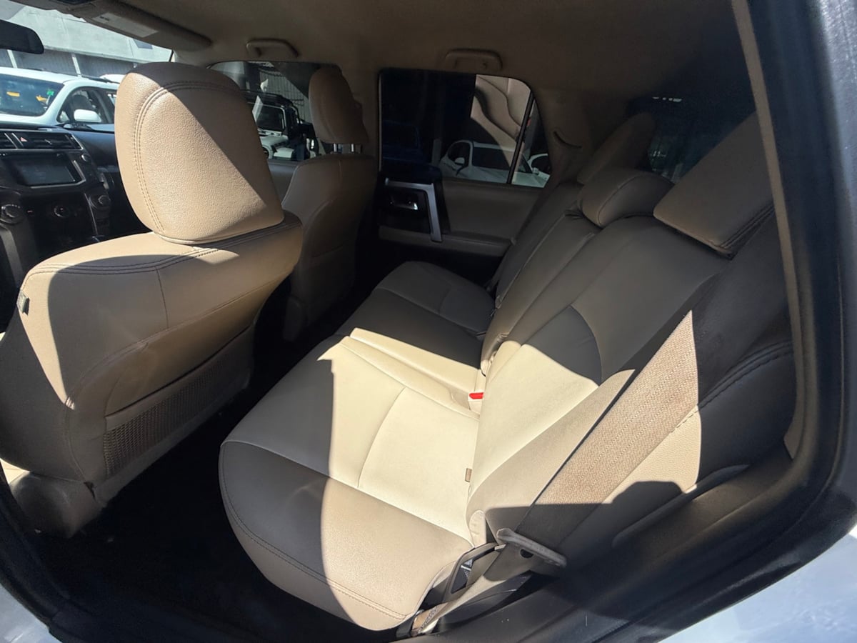 2019 Toyota 4Runner SR5 Premium photo 14