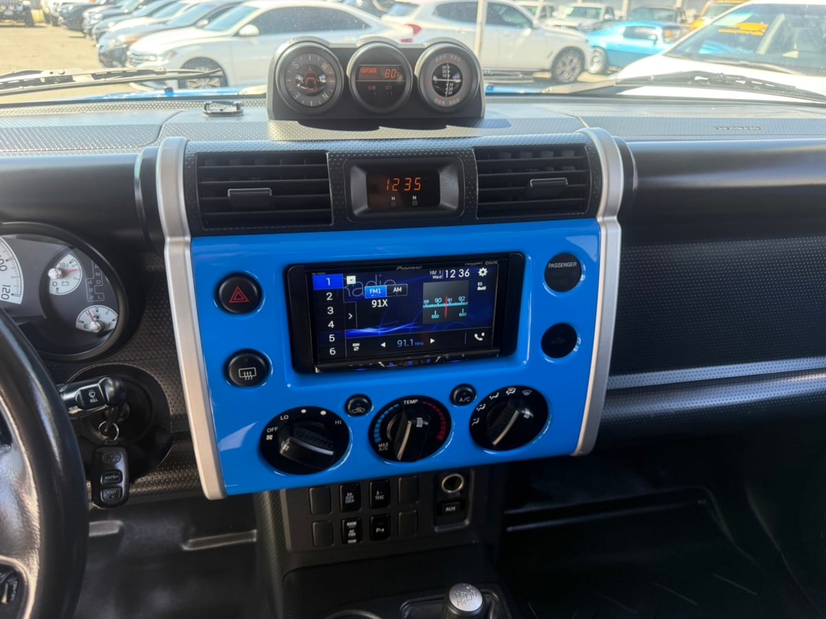 2007 Toyota FJ Cruiser Base photo 24