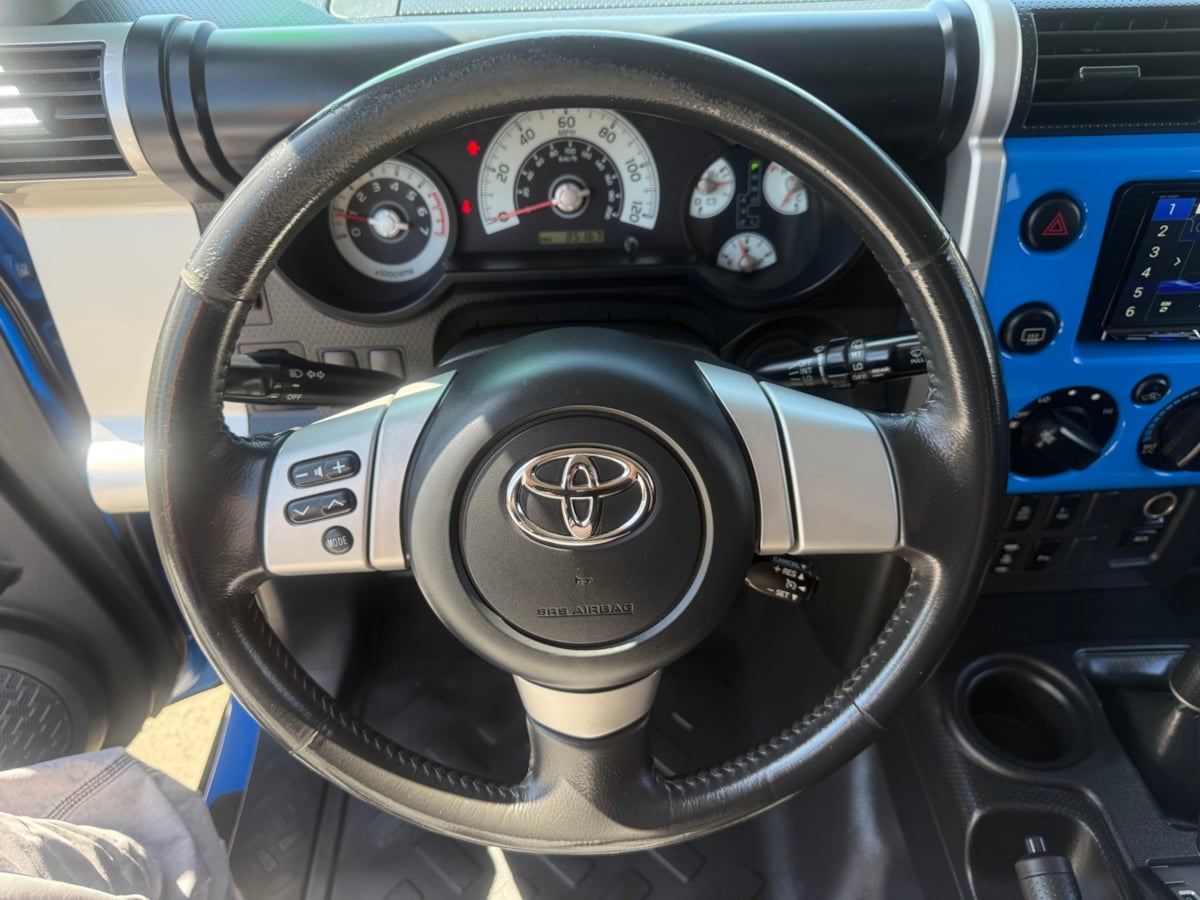 2007 Toyota FJ Cruiser Base photo 21