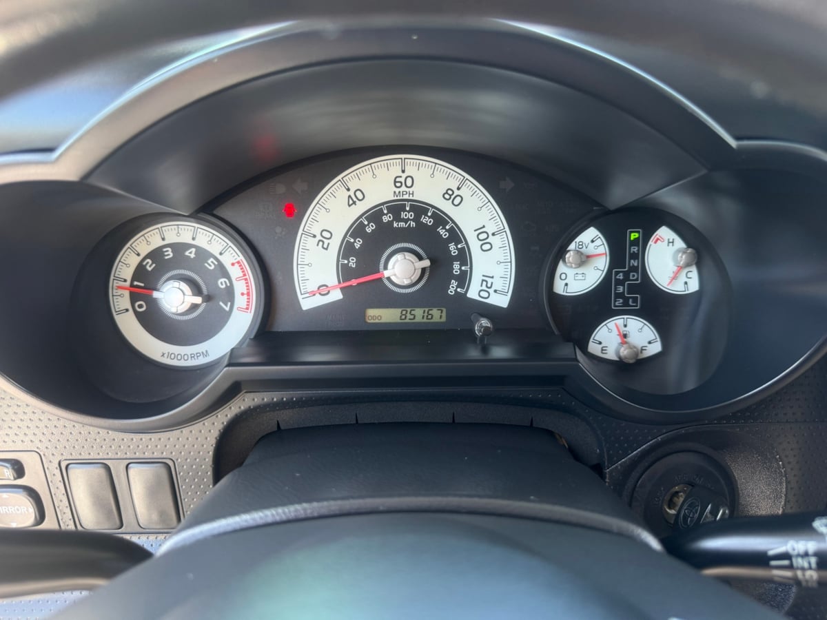 2007 Toyota FJ Cruiser Base photo 23