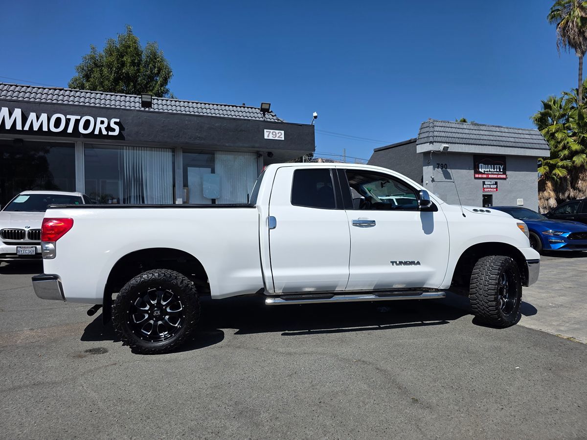 2008 Toyota Tundra SR5 photo 9