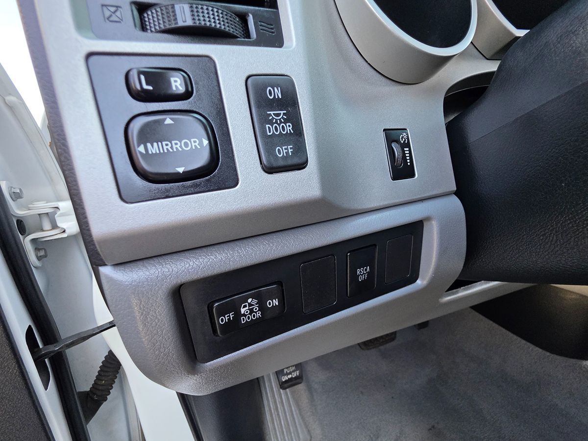 2008 Toyota Tundra SR5 photo 12