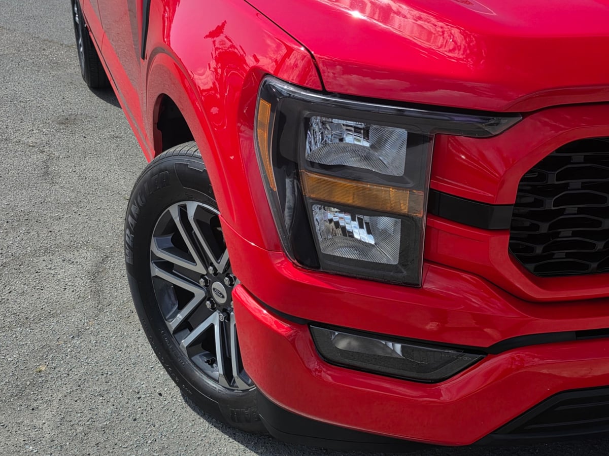 2023 Ford F-150 XL photo 3