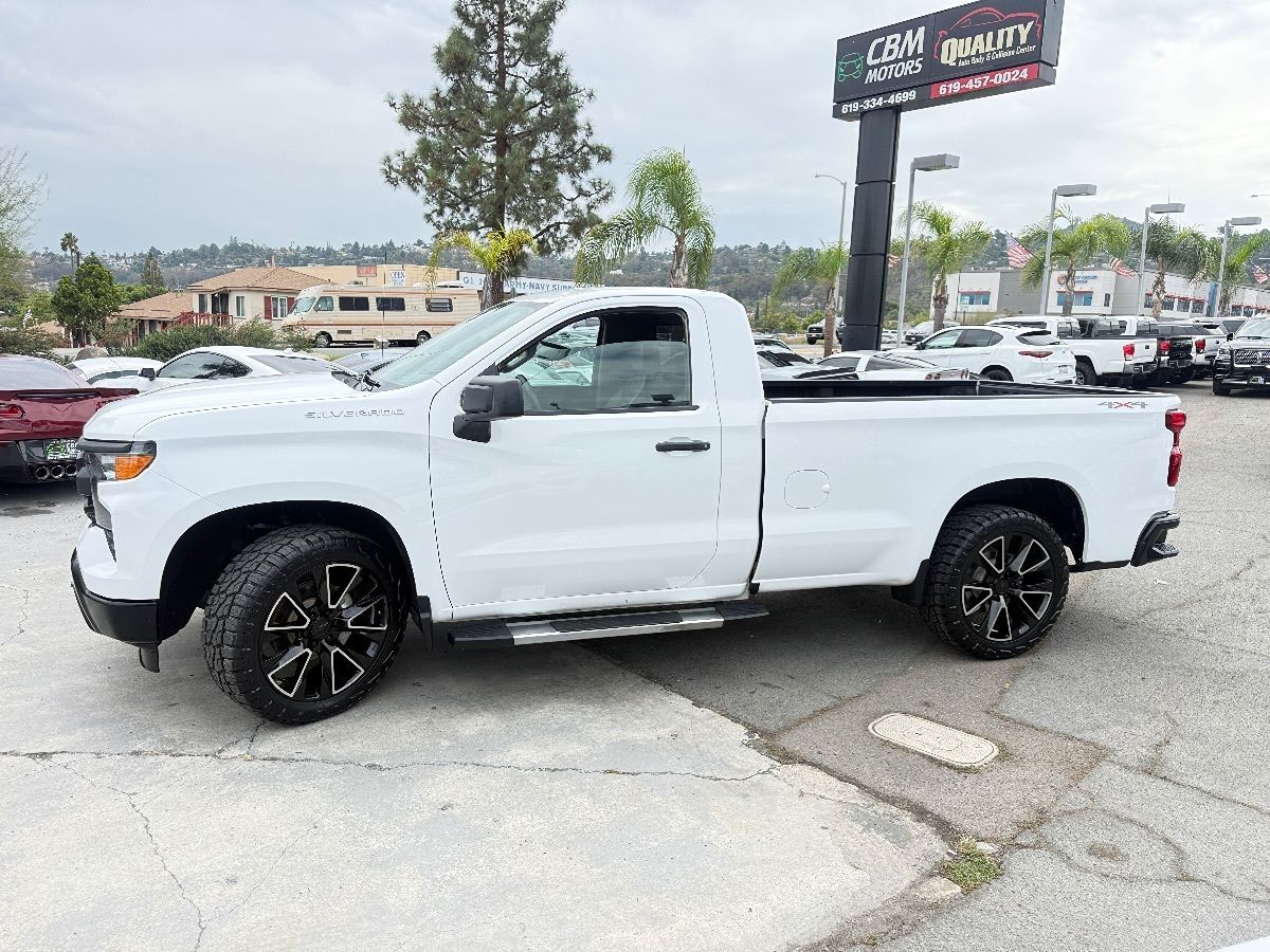 2022 Chevrolet Silverado 1500 Work Truck photo 2