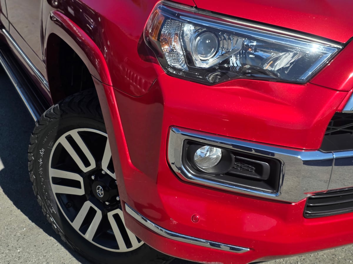 2017 Toyota 4Runner Limited SR5 Premium photo 3