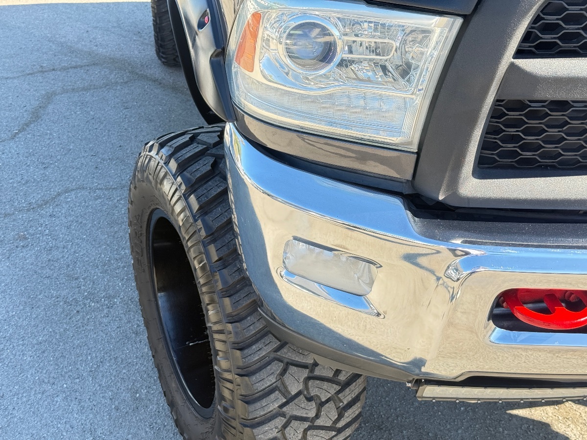 2014 Ram 2500 Laramie photo 3