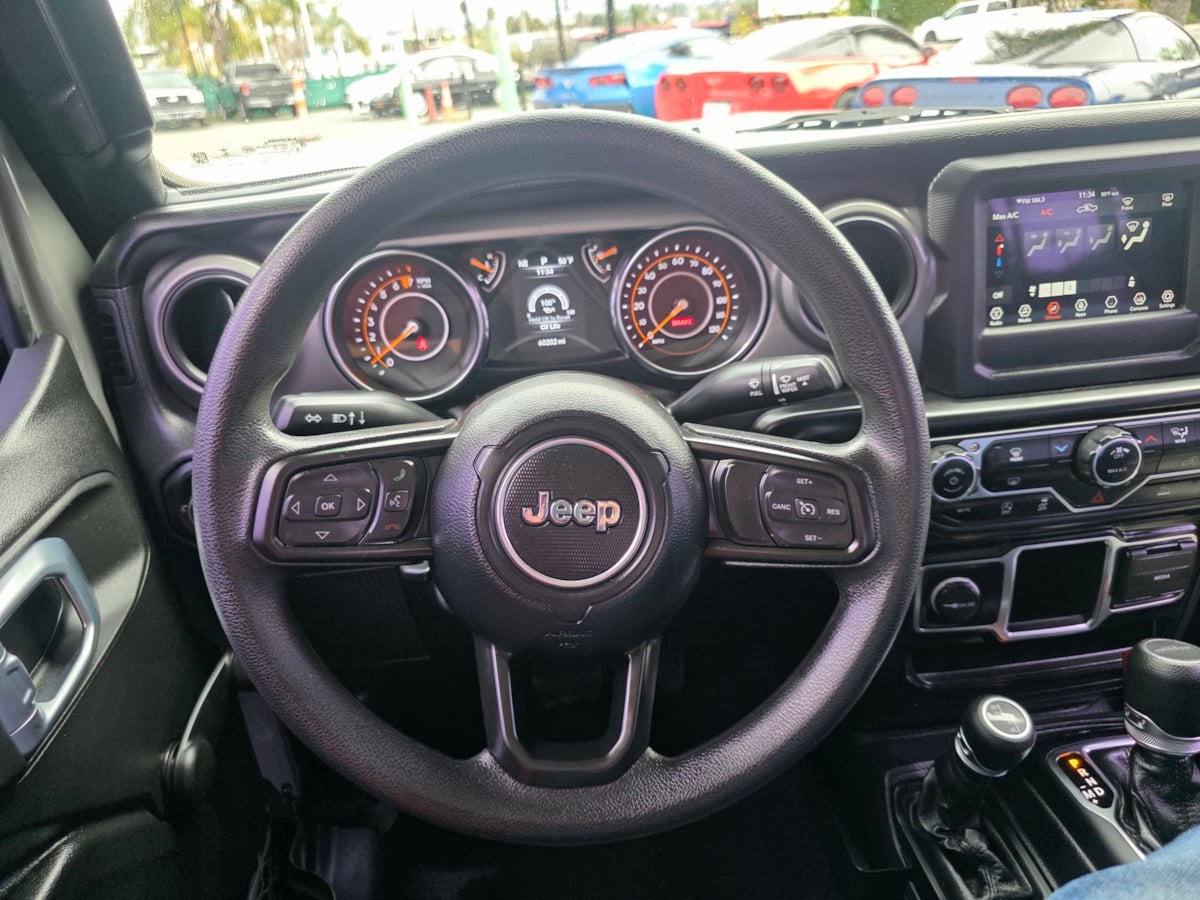 2022 Jeep Gladiator Sport - Photo 19