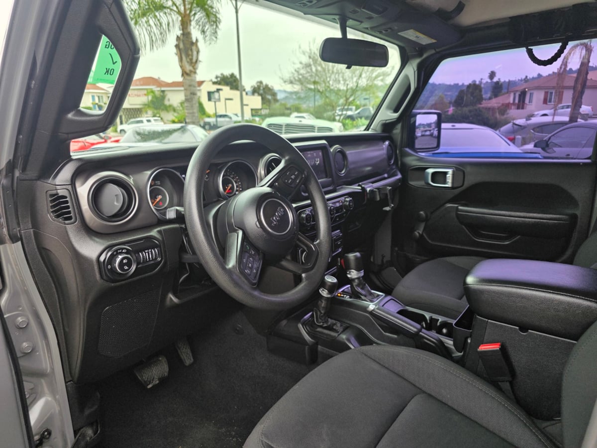 2022 Jeep Gladiator Sport - Photo 13