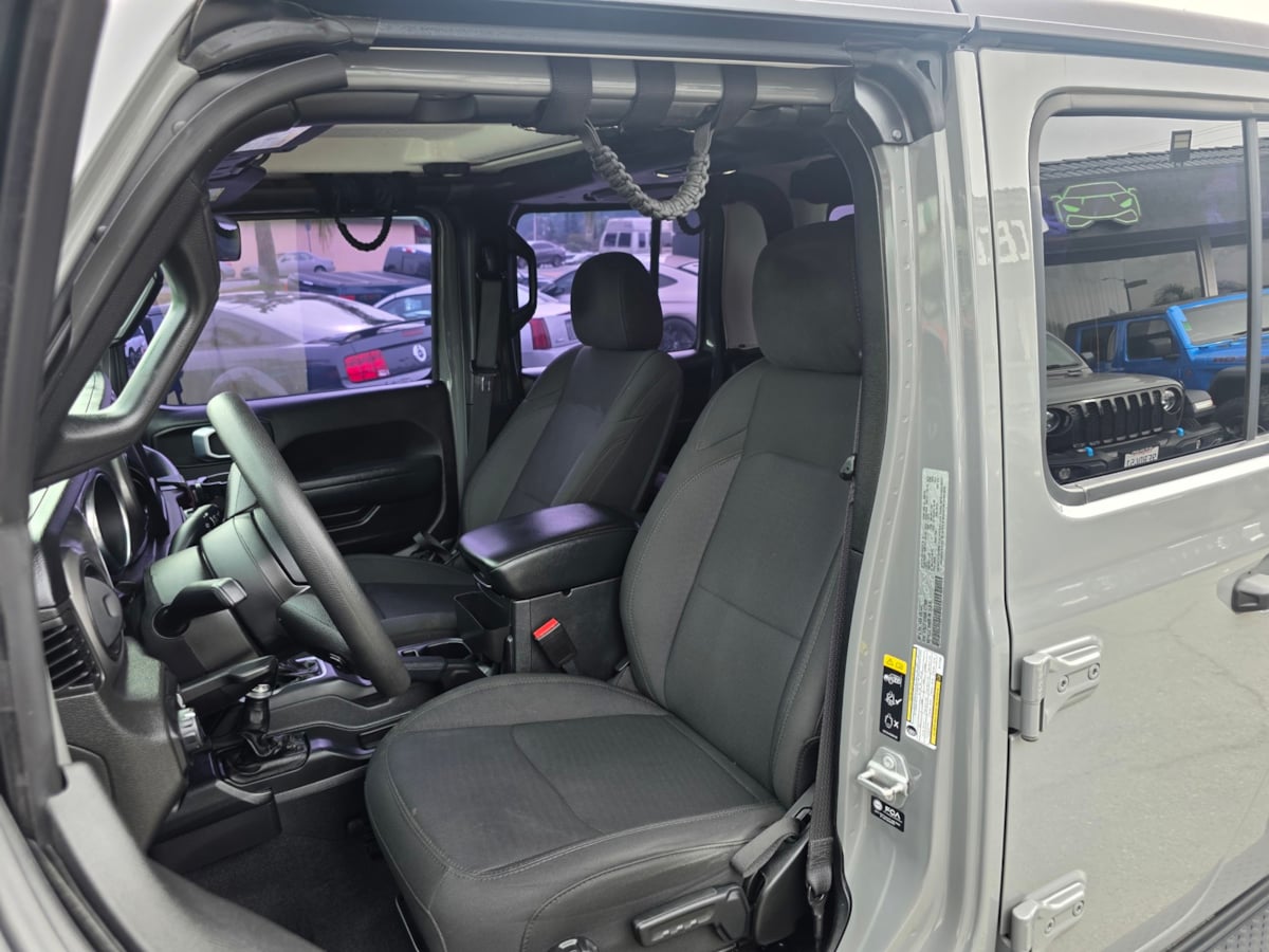 2022 Jeep Gladiator Sport - Photo 14