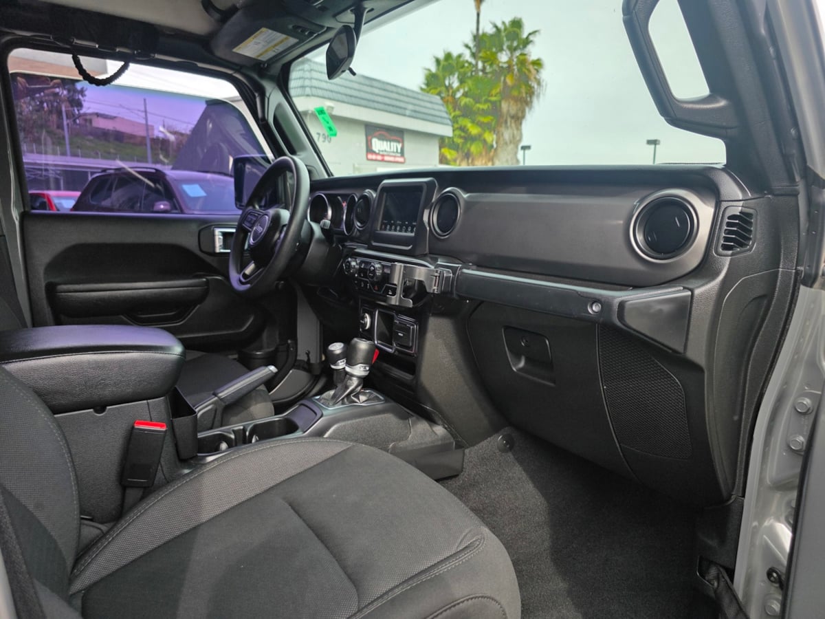 2022 Jeep Gladiator Sport - Photo 26