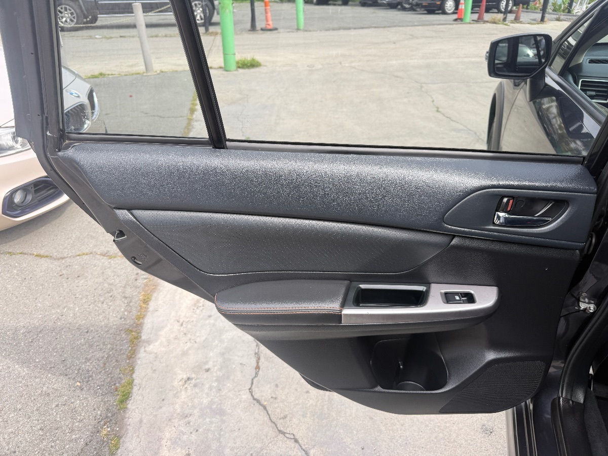 2017 Subaru Crosstrek Limited - Photo 14