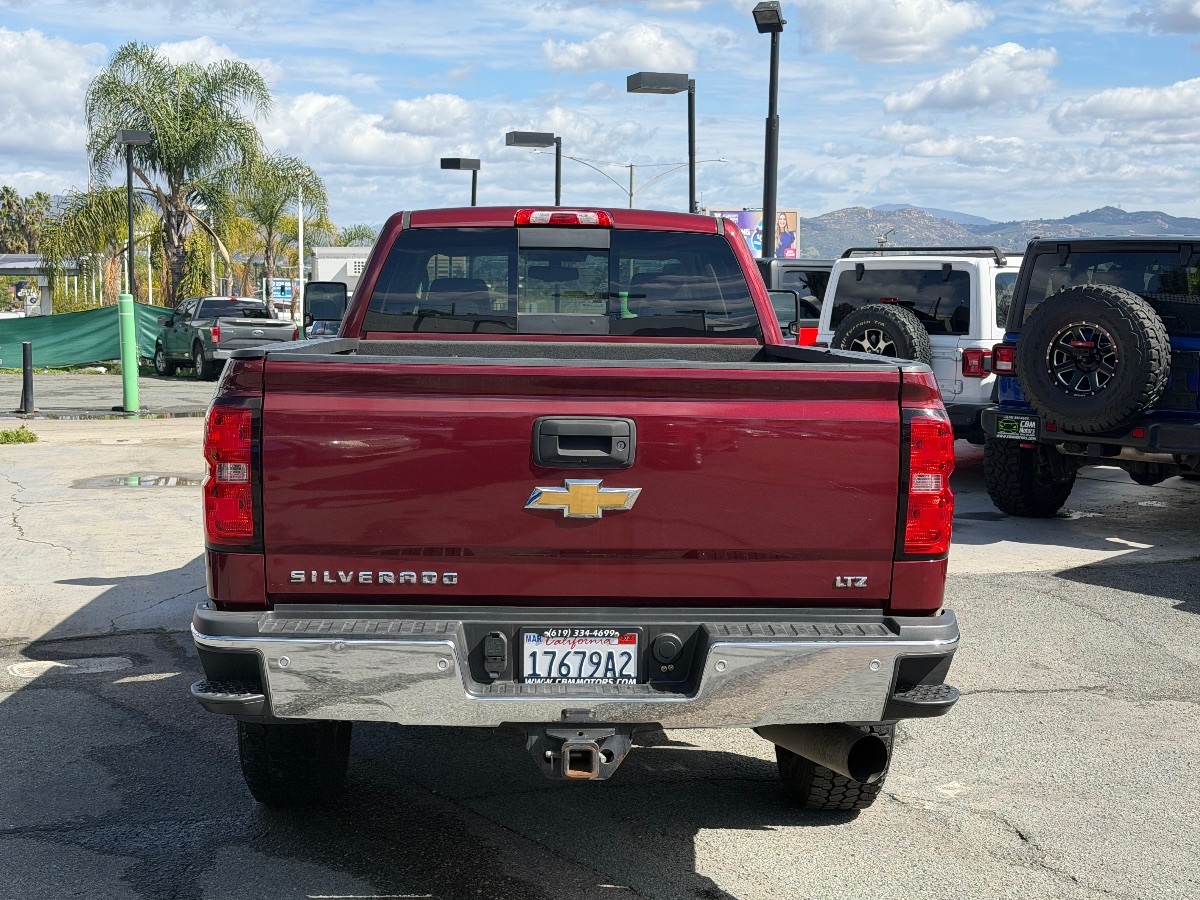 2015 Chevrolet Silverado 3500HD LTZ - Photo 8