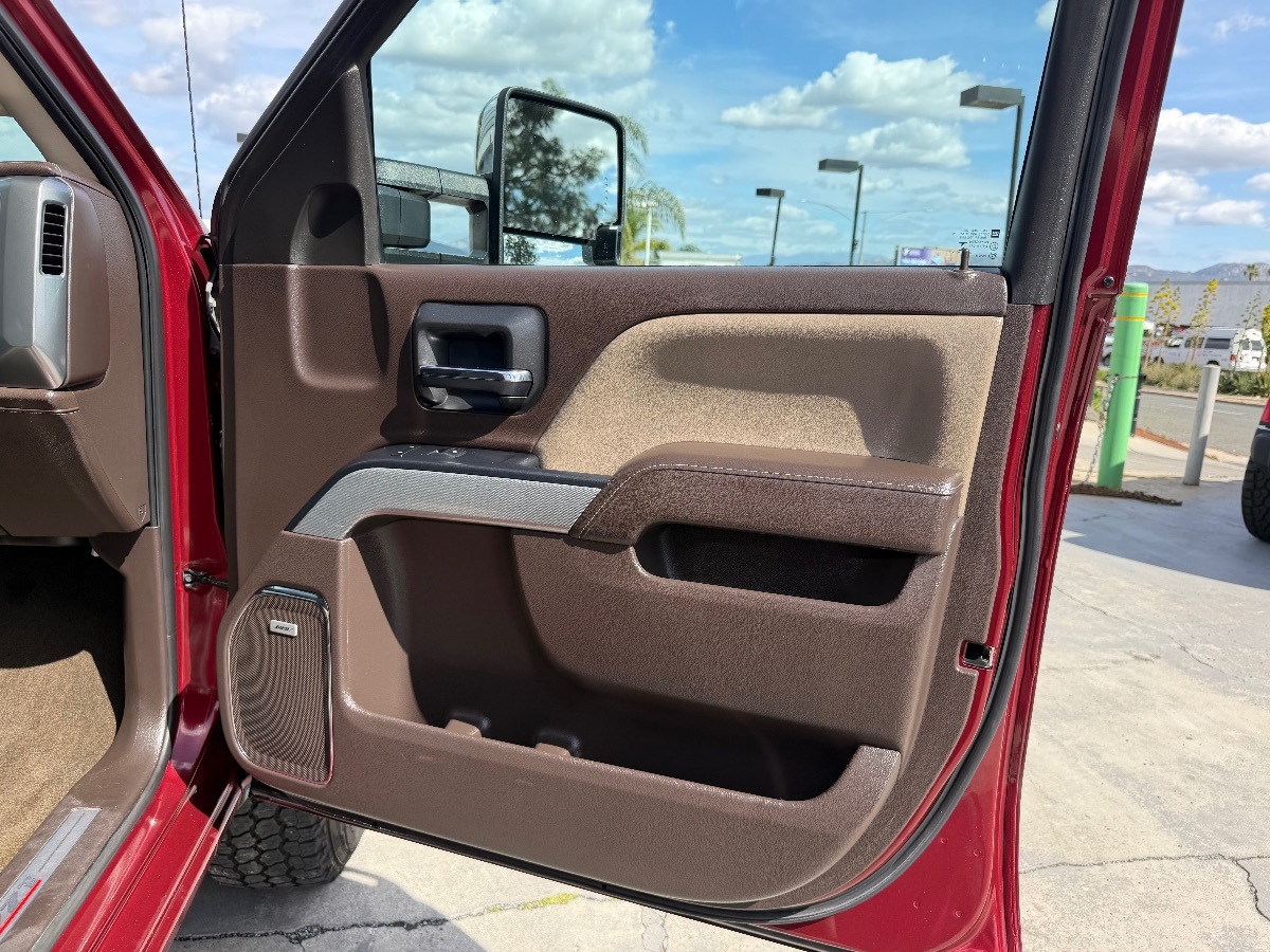 2015 Chevrolet Silverado 3500HD LTZ - Photo 26