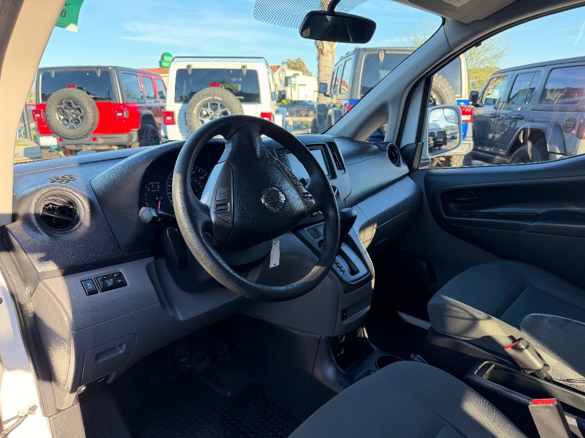 2021 Nissan NV200 SV - Photo 13
