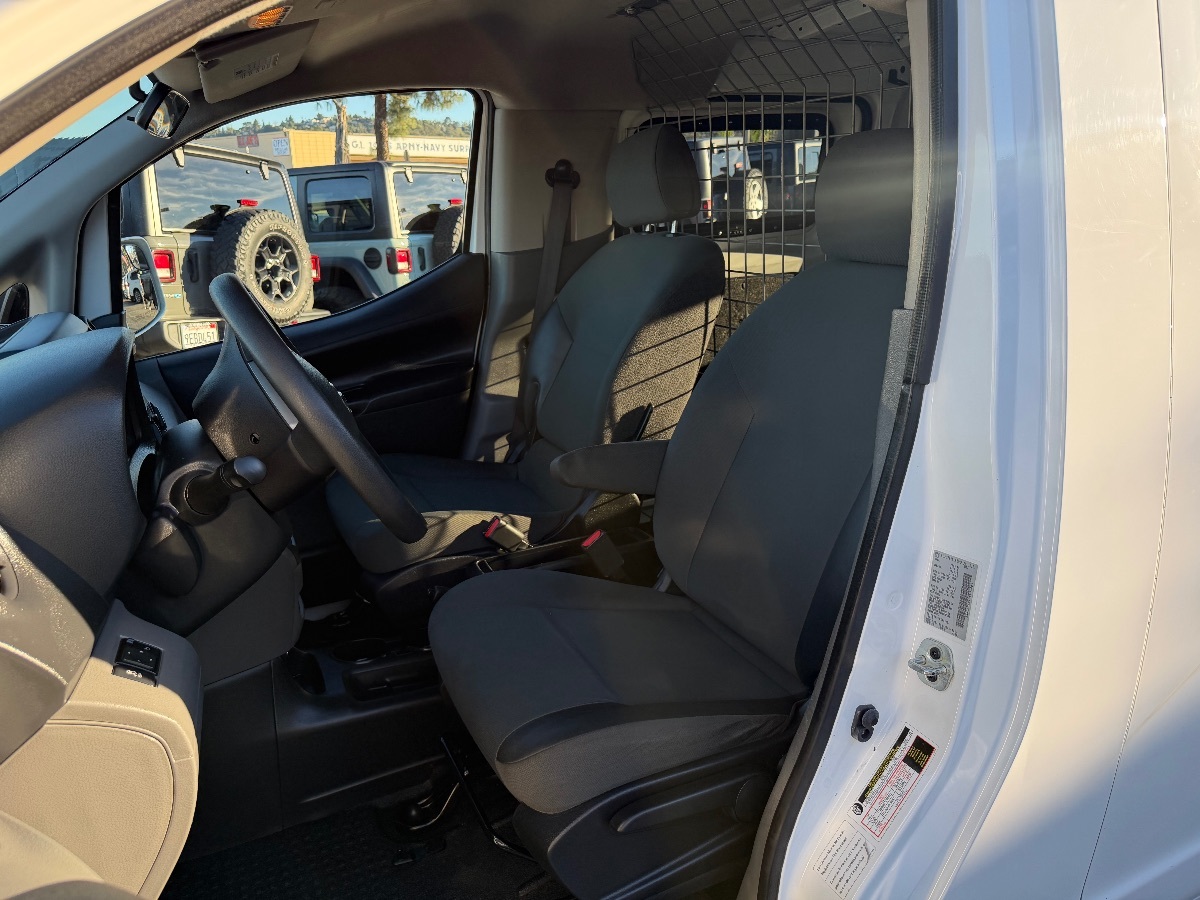 2021 Nissan NV200 SV - Photo 12
