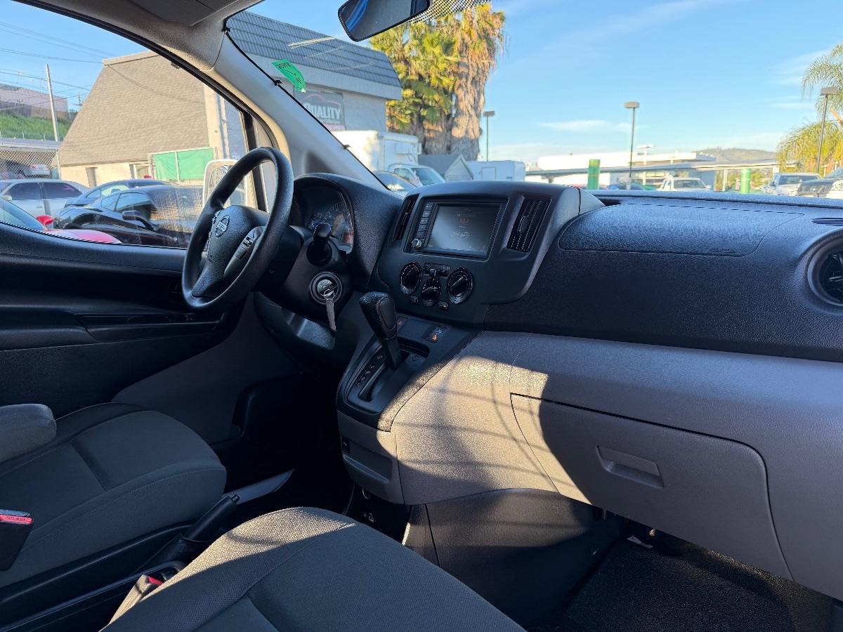 2021 Nissan NV200 SV - Photo 25