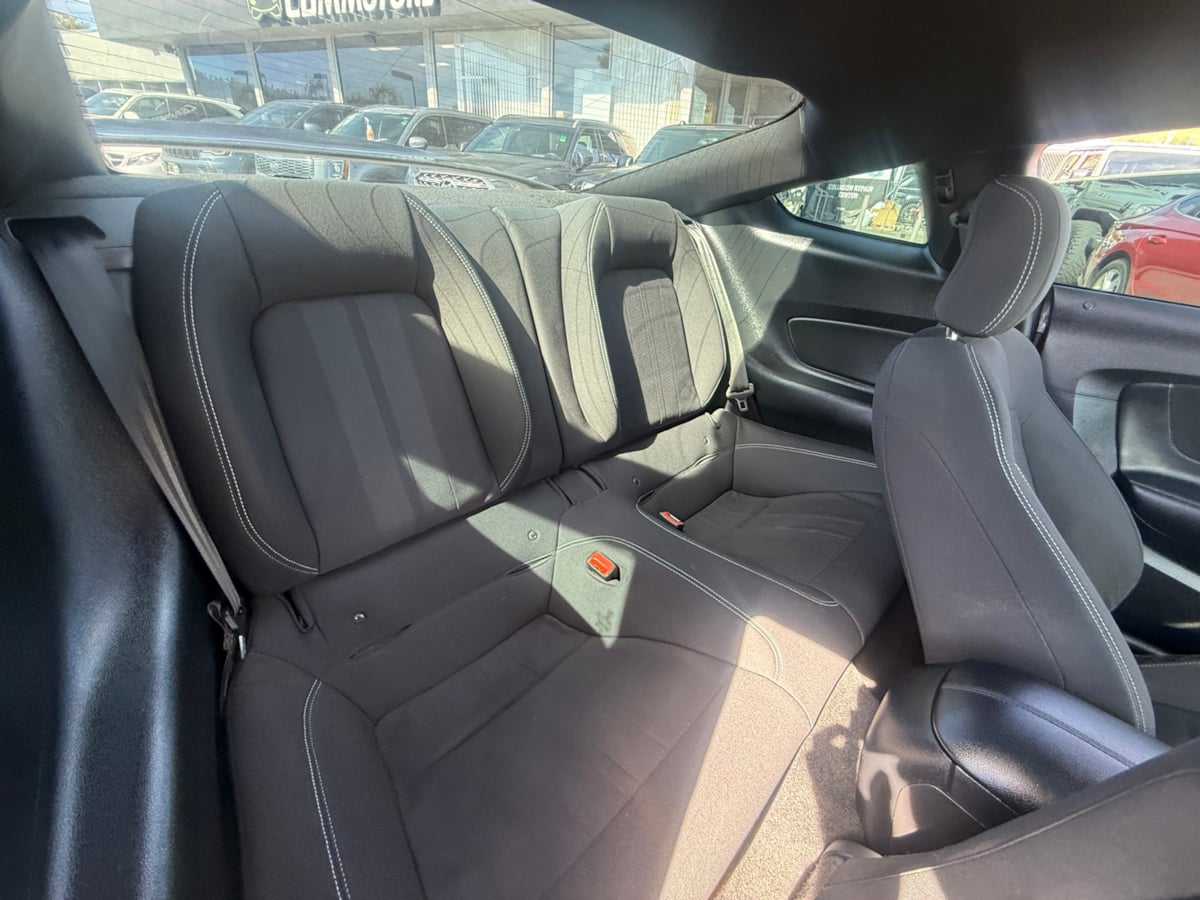 2018 Ford Mustang GT - Photo 17