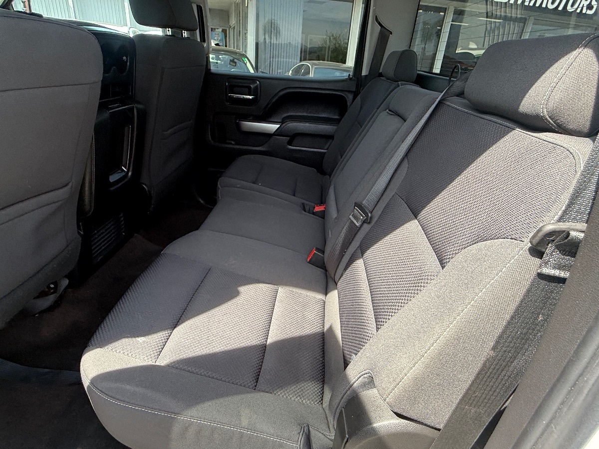 2018 Chevrolet Silverado 1500 LT - Photo 15