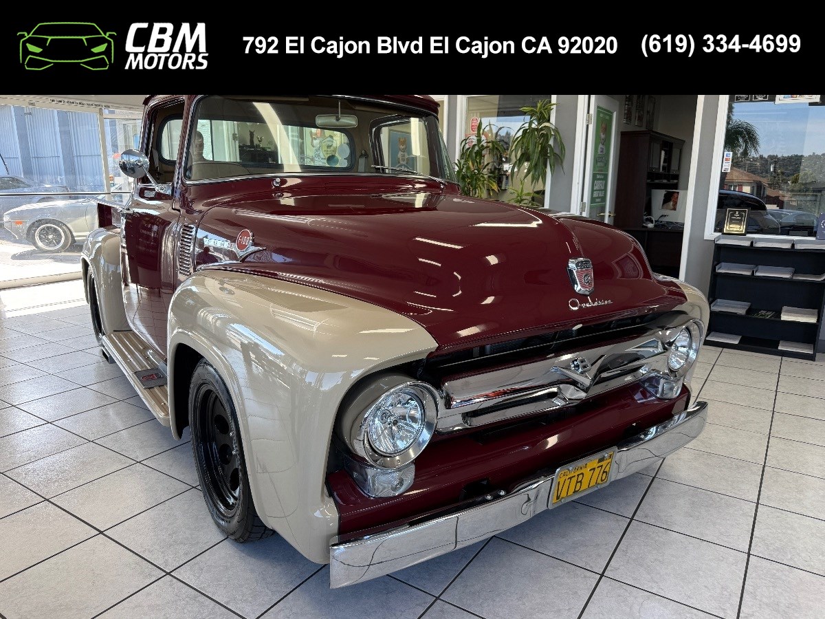1956 フォード F-100 ピックアップ ウィズ　ガスポンプ Used 1956 Ford F100 Custom Concours-Level Condition in El Cajon