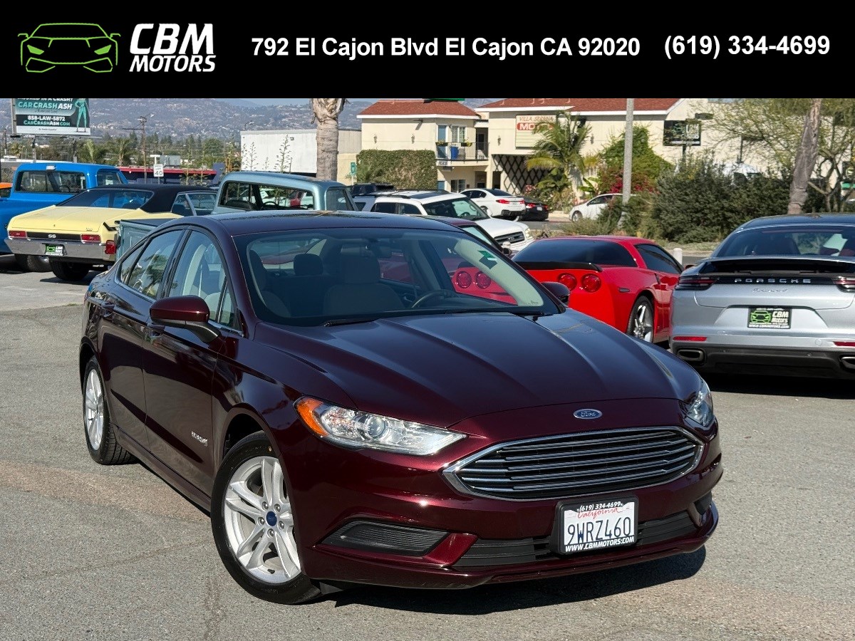 2018 Ford Fusion SE's photo