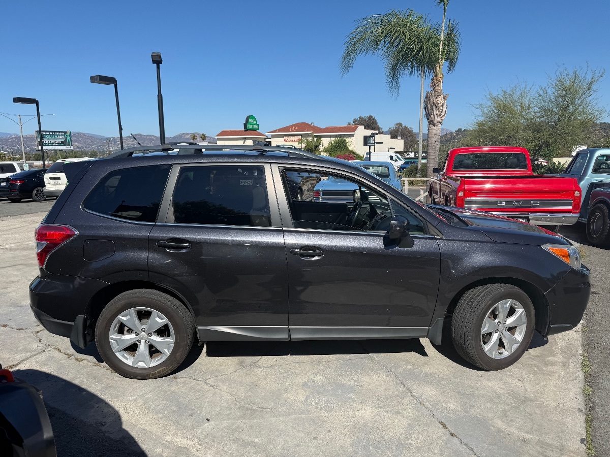 2014 Subaru Forester i Limited - Photo 8