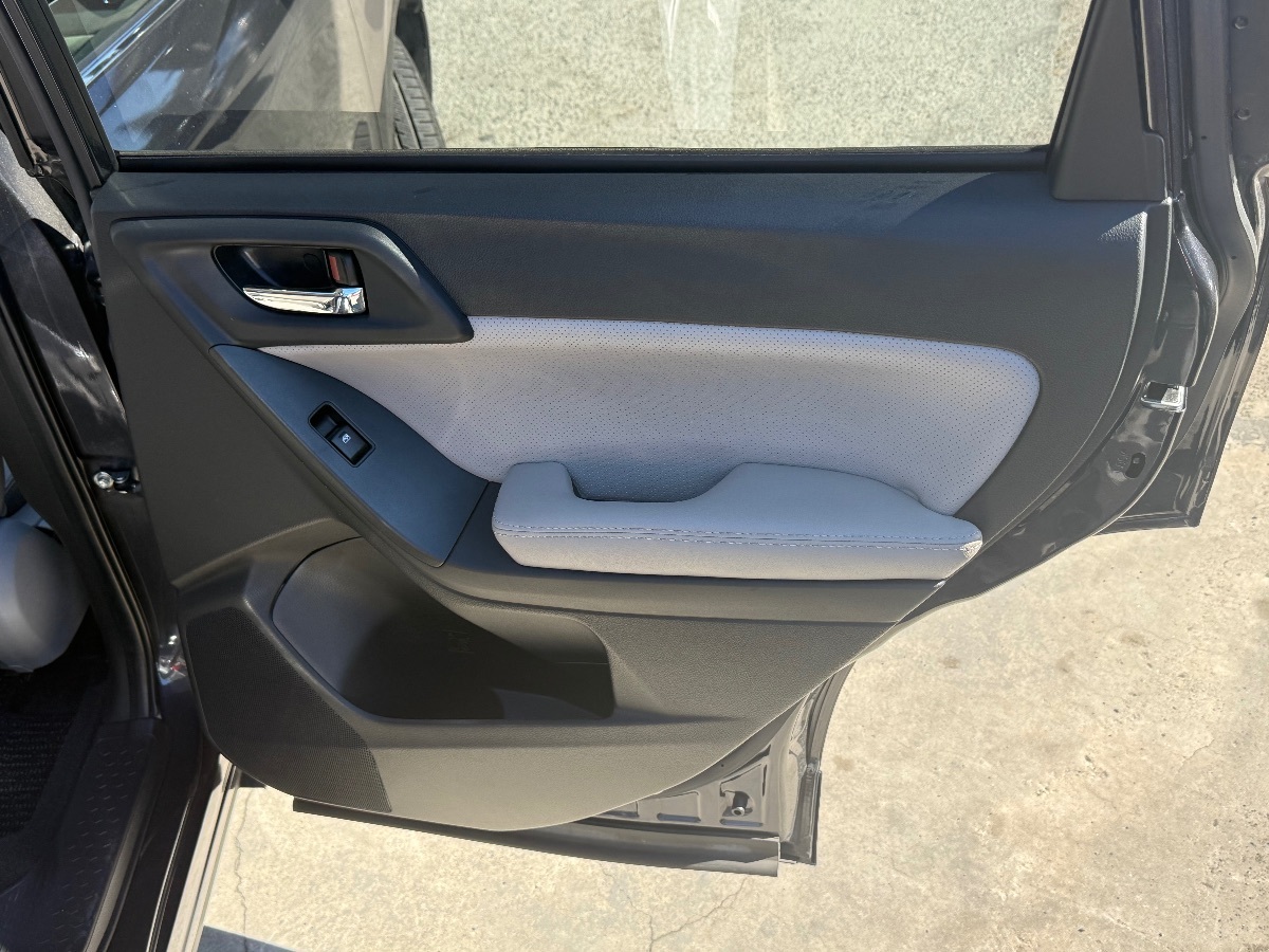 2014 Subaru Forester i Limited - Photo 17
