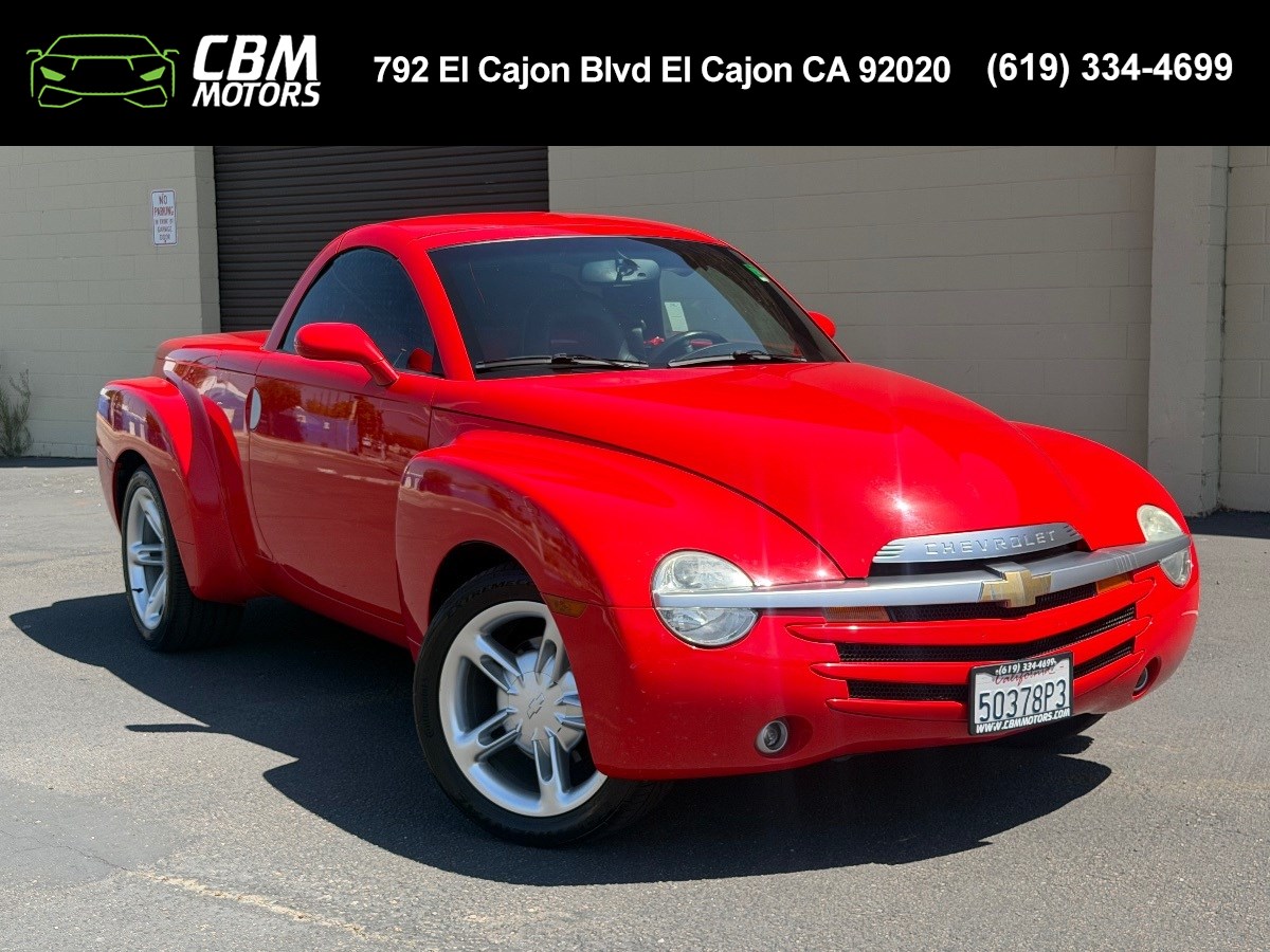 2003 Chevrolet SSR LS's photo