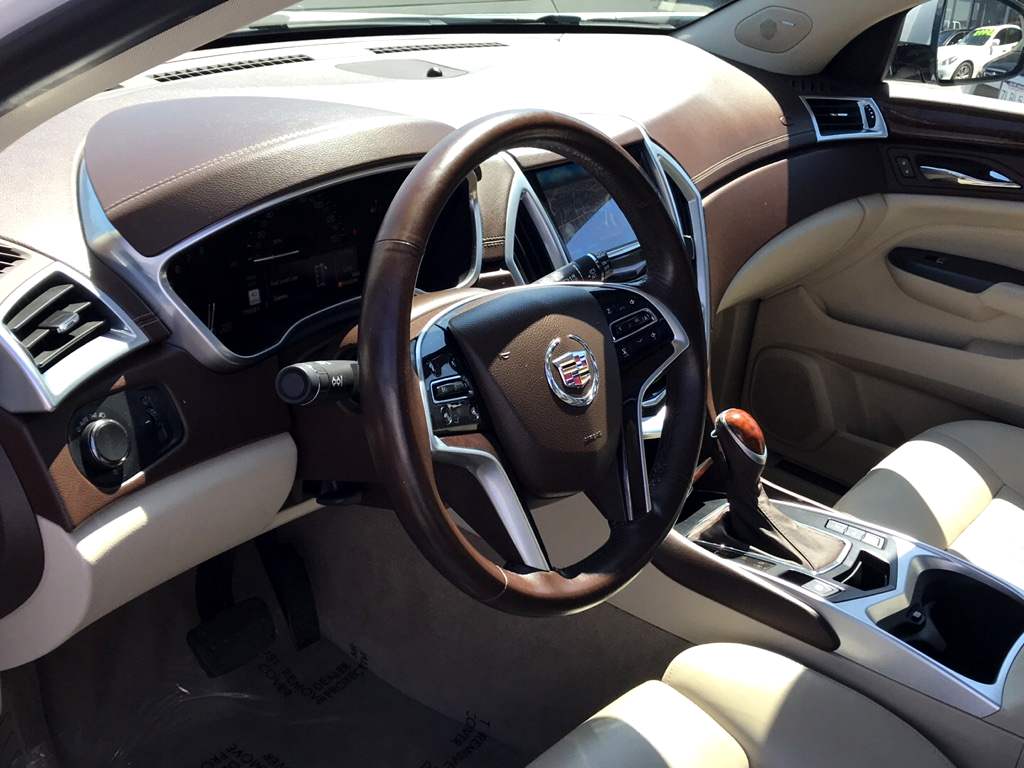 Sold 2014 Cadillac SRX Luxury Collection W/ PANORAMIC ROOF