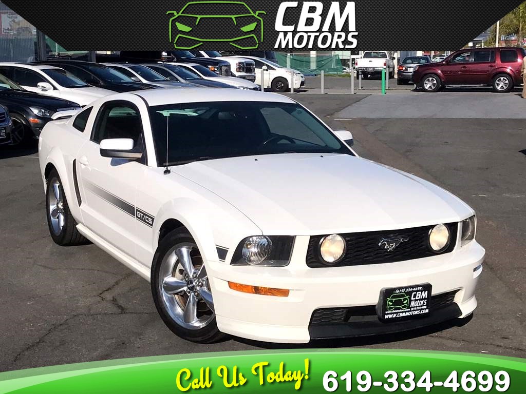 Sold 2007 Ford Mustang GT Premium V8 5-SPEED MANUAL W/ CLEAN