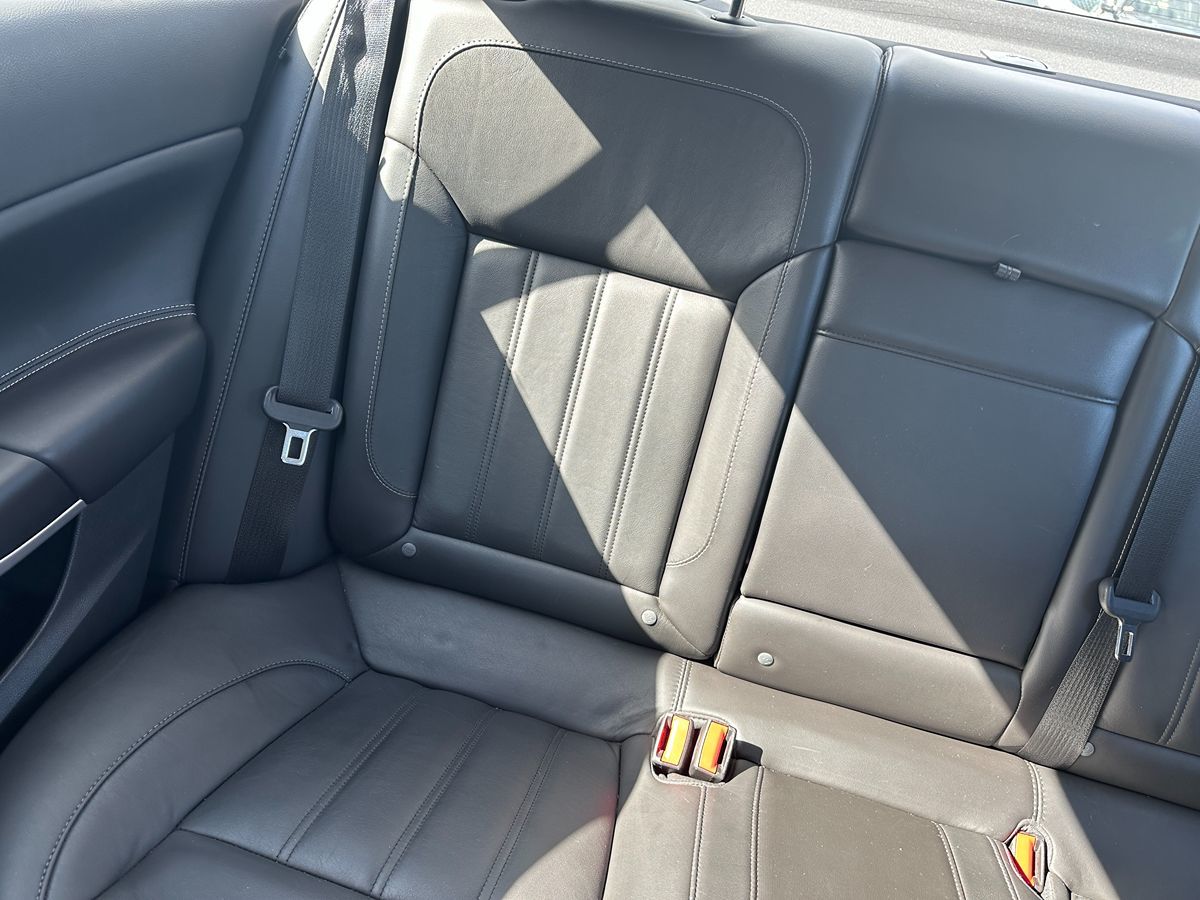 2016 Buick Regal photo 17