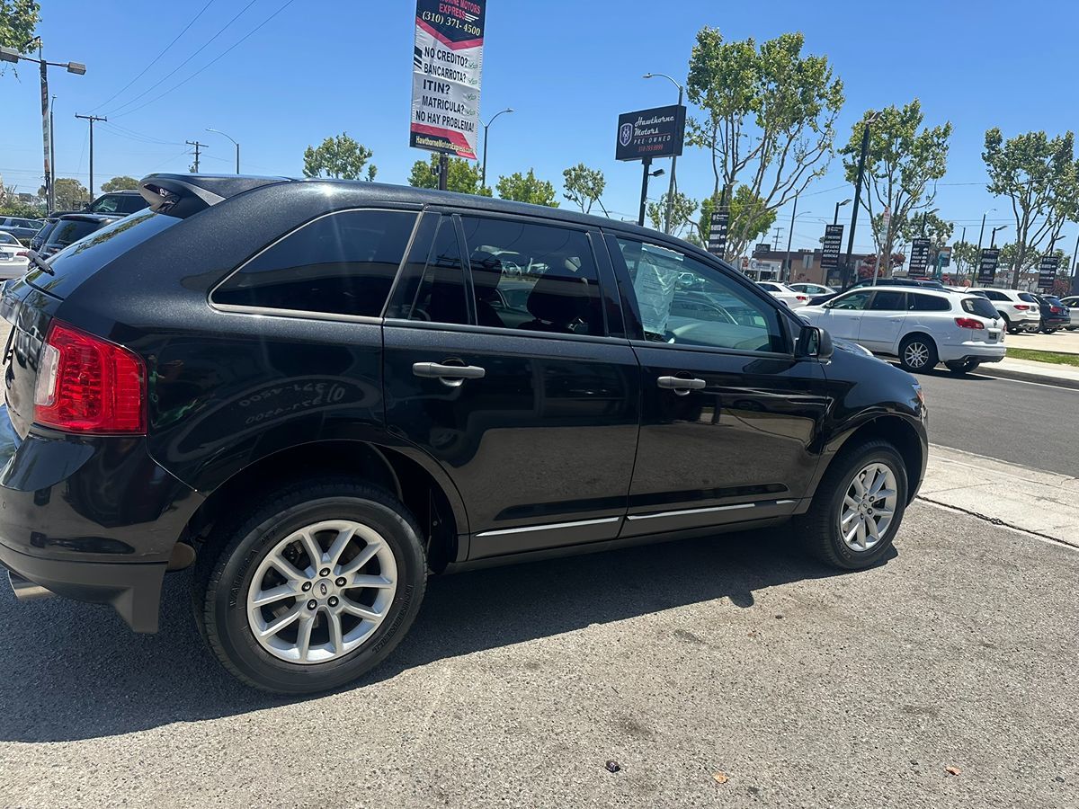 2013 Ford Edge SE photo 8