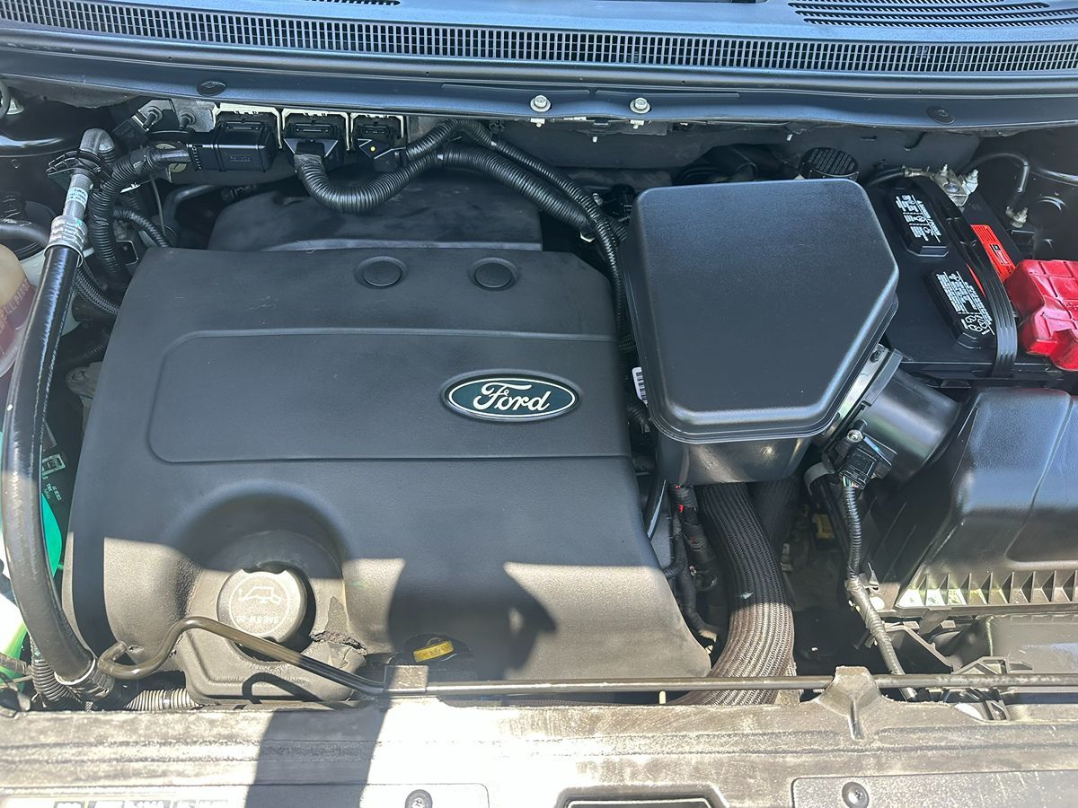 2013 Ford Edge SE photo 21