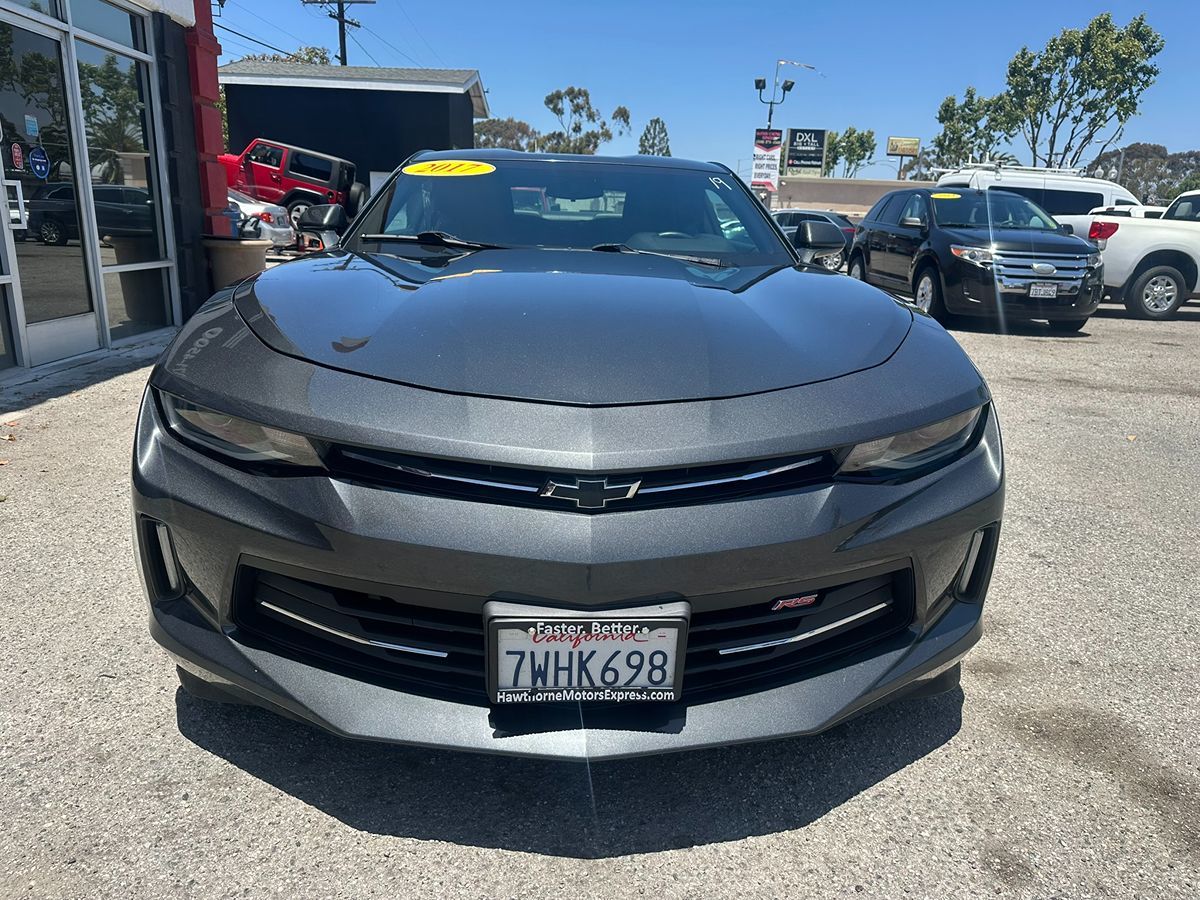 2017 Chevrolet Camaro 1LT photo 2